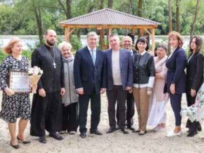 Губернатор отметил активистов ульяновских ТОСов благодарственными письмами