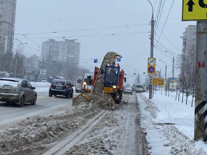 За выходные с улиц Ульяновска вывезли 521 самосвал снега