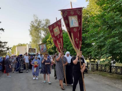 Жадовская Икона приехала на Новомалыклинскую землю
