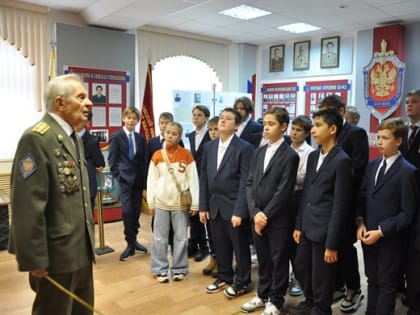 С учащимися ульяновской гимназии № 1 пообщались люди из ФСБ