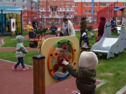 Нацпроект «Демография»: сберечь население Ульяновска помогут выплаты семьям с детьми, помощь старшему поколению и занятия спортом