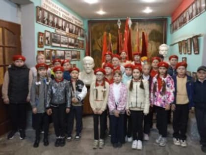 Узнали о городских предприятиях, побывали в музее и изучили военную технику. Школьники посетили экскурсию «Ульяновск тыловой»