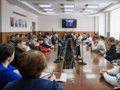 Студенты УлГАУ приняли участие в телемосте с городами  Лутугино и Краснодон