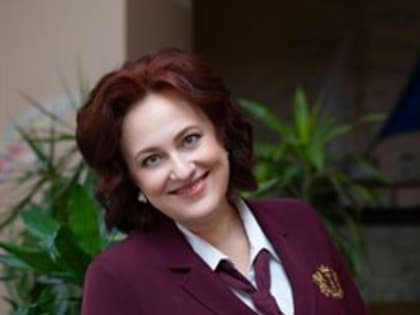 Мечтала стать балериной, а попала в ЗАГС. Главная «сваха» Ульяновской области Жанна Назарова отмечает юбилей