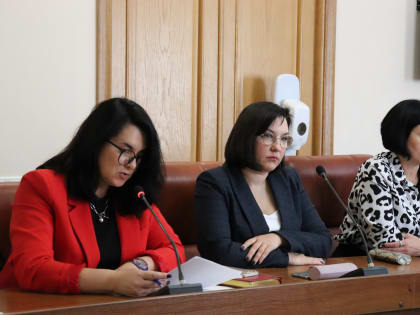 Заседание Комитета по вопросам семьи и охране здоровья