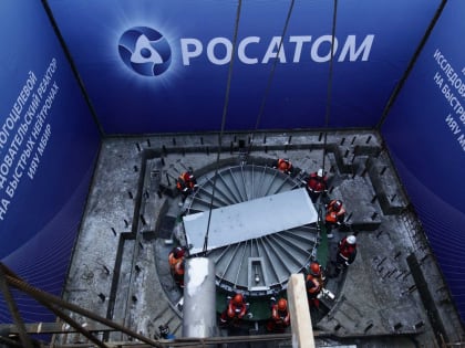 В Ульяновской области Росатом установил корпус уникального российского исследовательского реактора МБИР в проектное положение