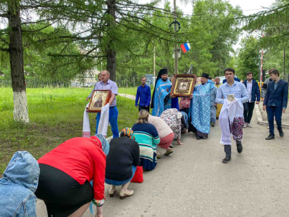 Крестный ход с одной из главных святынь земли симбирской