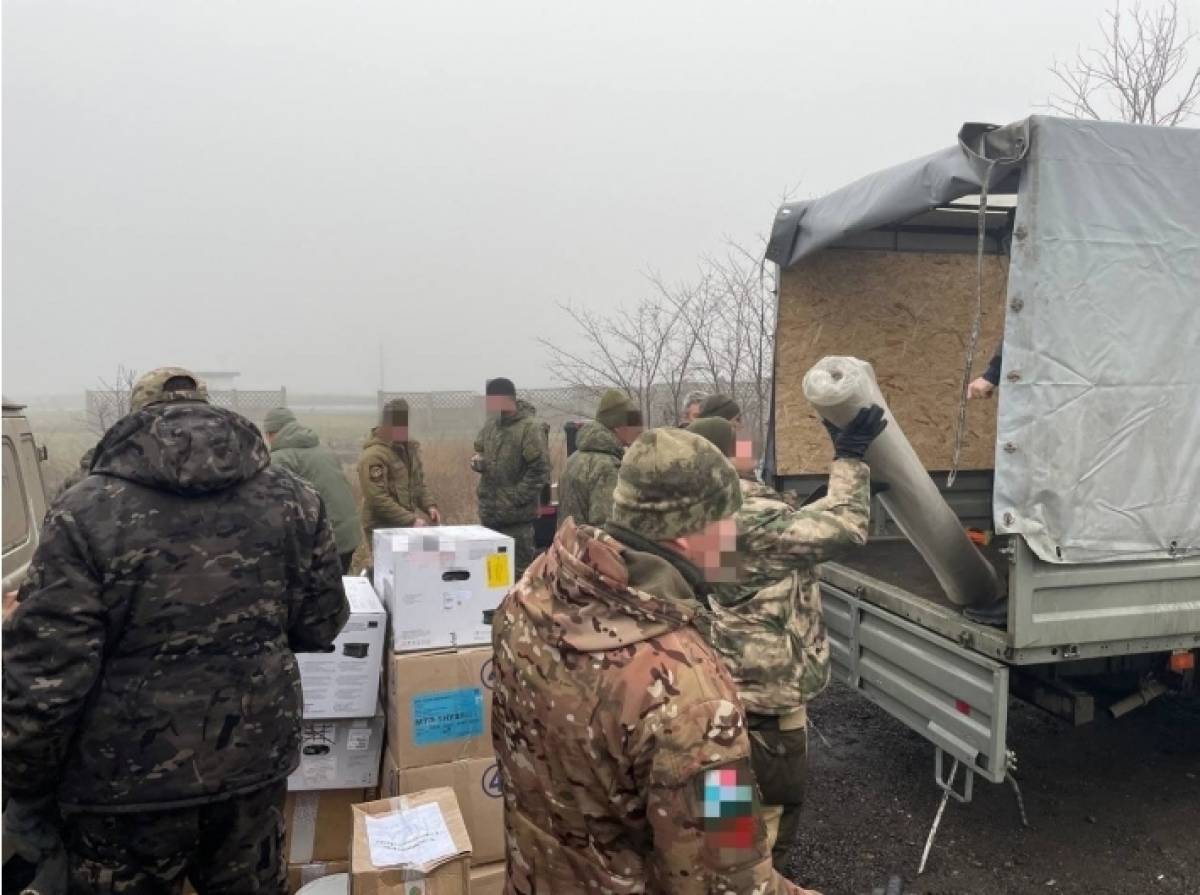 Новости с фронта 10.03 2024. Гуманитарная помощь сво. Фронт сегодня. Сво фото плакат на Украине гуманитарная помощь.