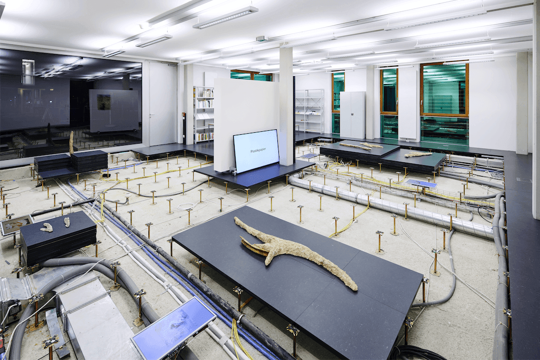 Katrin Hornek Latent Soils, 2021 Ausstellungsansicht, Kunstraum Lakeside  Johannes Puch