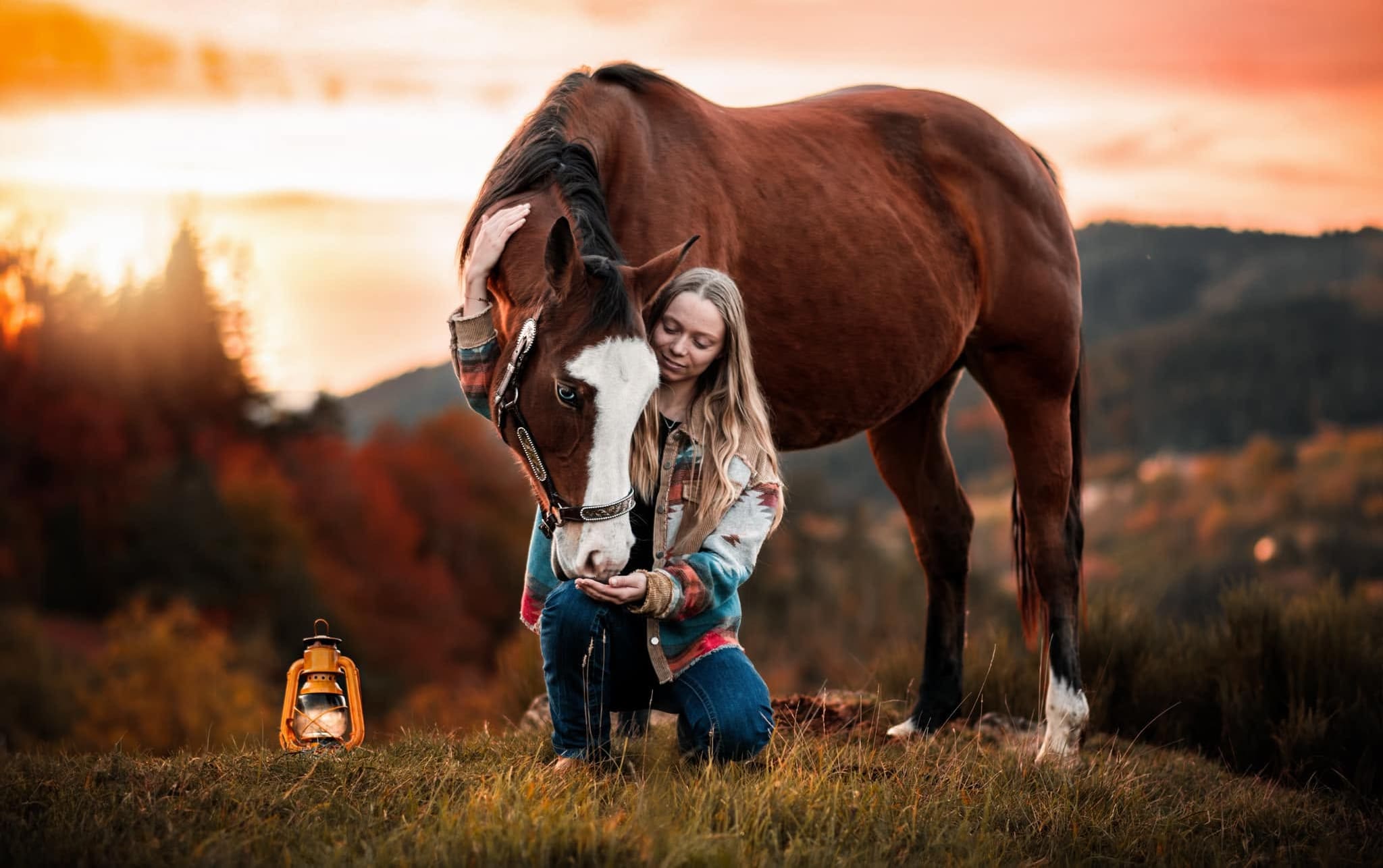 Une éleveuse avec son cheval Paint Horse