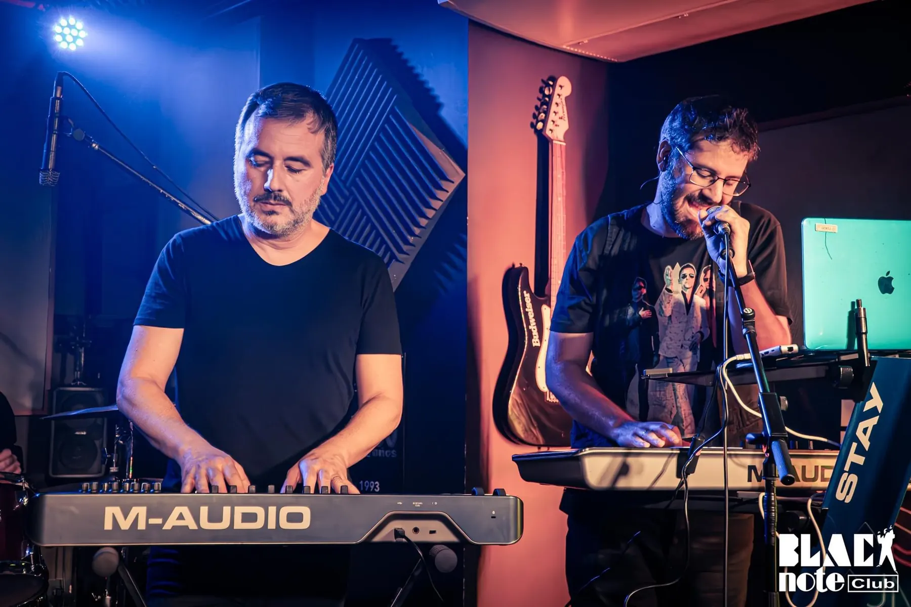 Dressed In Black en Black Note Club · Valencia, España