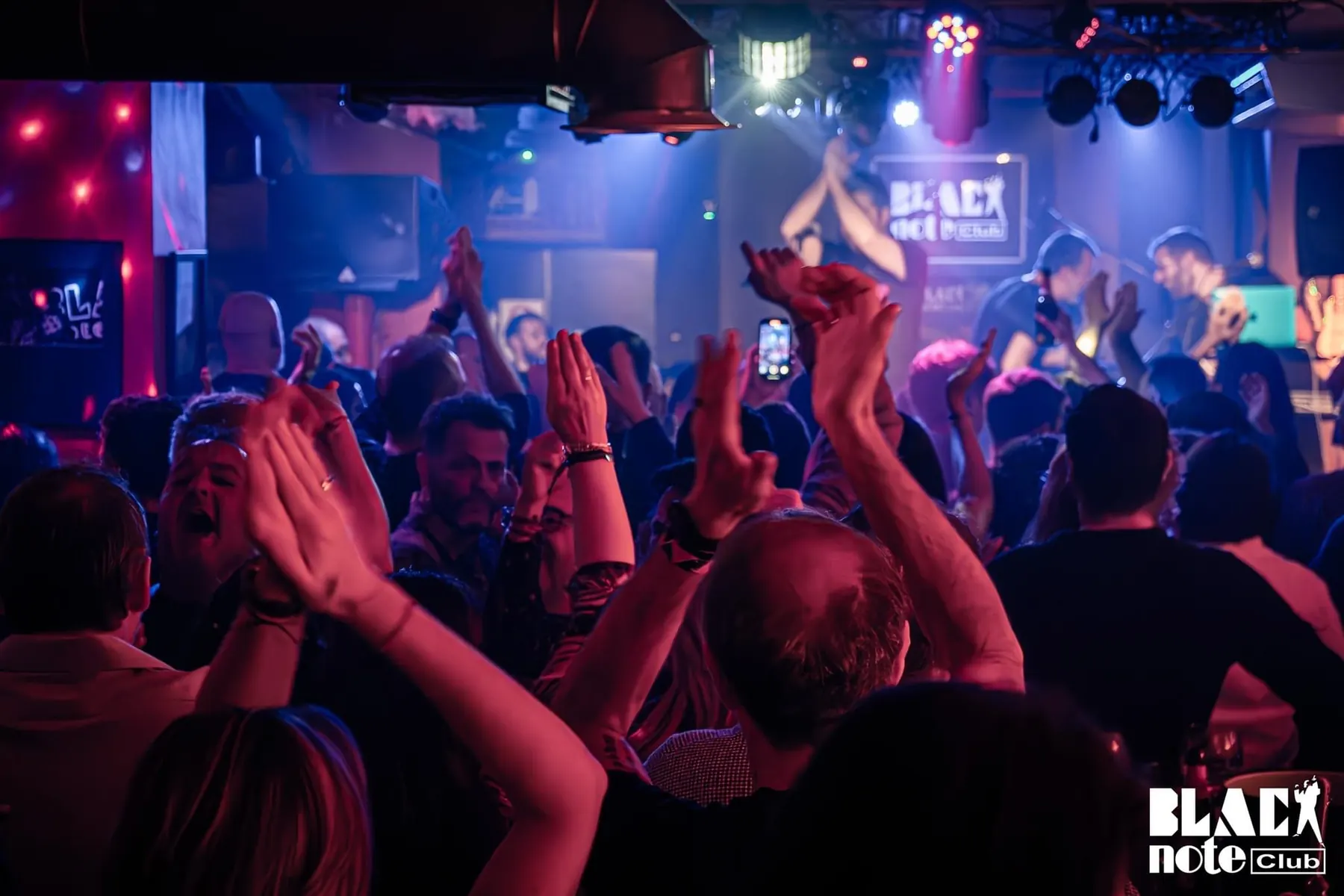 Dressed In Black en Black Note Club · Valencia, España