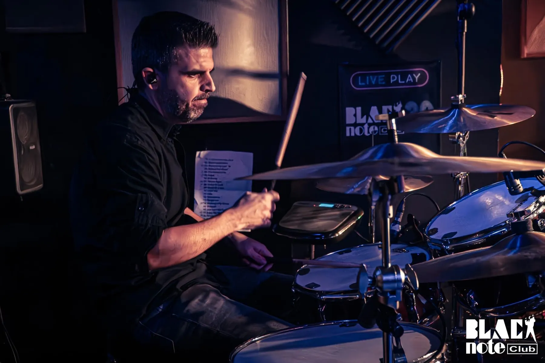 Dressed In Black en Black Note Club · Valencia, España