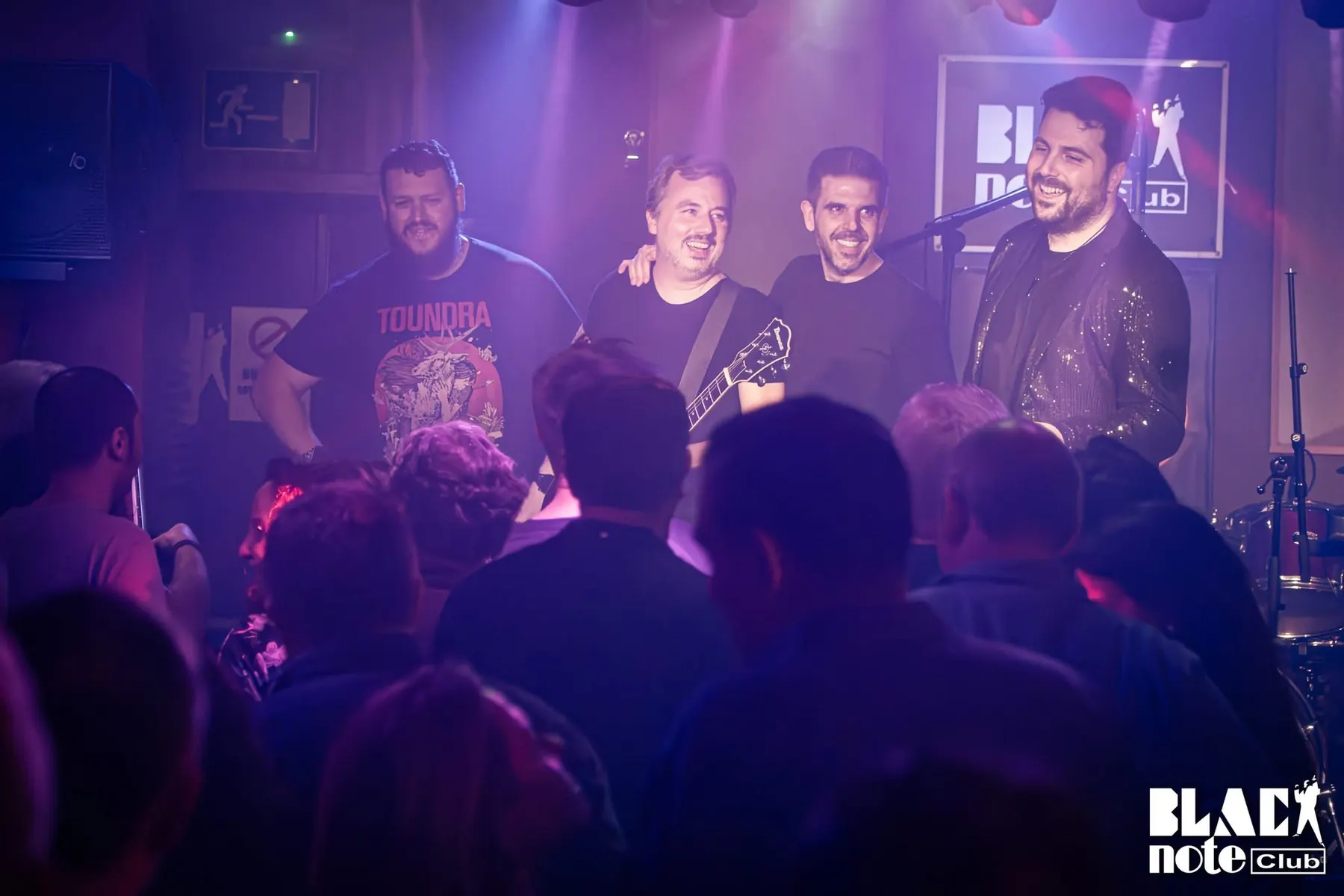 Dressed In Black en Black Note Club · Valencia, España