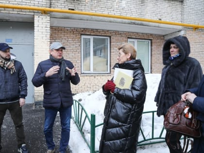 Андрей Холод рассказал жителям о новой системе взаимодействия с управляющими компаниями