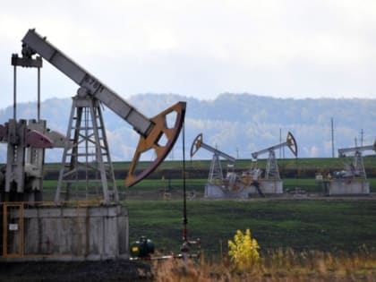 США предрекли катастрофу из-за массового отказа государств от нефтедоллара