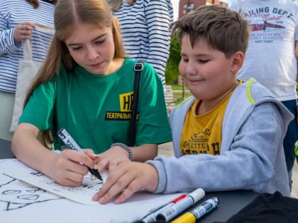 Фестиваль «НЕтеатральный двор» объединил в Орехово-Зуеве людей разных поколений