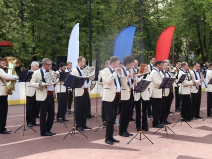 Минутой молчания почтили память жертв трагедии Беслана в Дзержинском