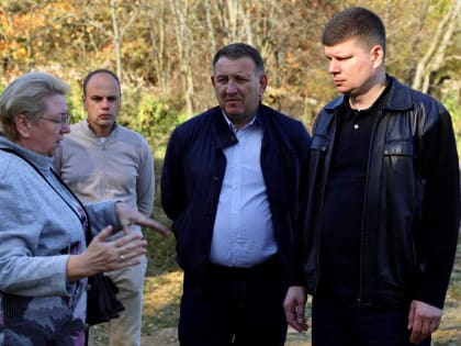 Филипп Ефанов совместно с руководителями профильных служб провел традиционный объезд по территории Павловского Посада