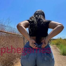 the ultimate fun lover All Natural Beauty💖 fun down to earth seductive