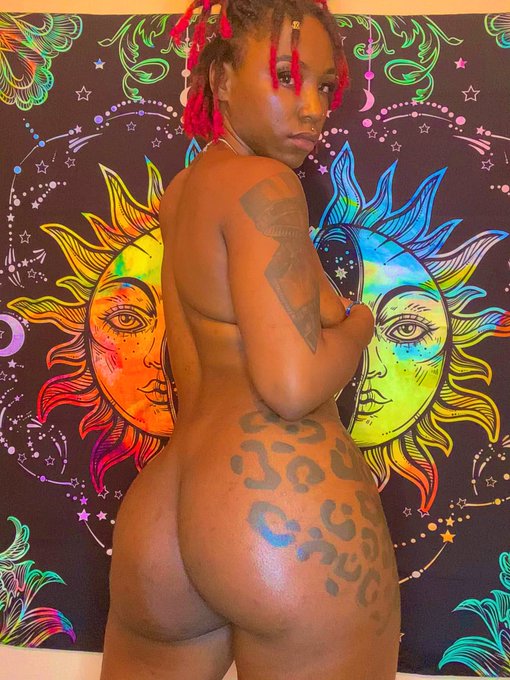 Dm if you are first timer or shy type babe I know how to handle you and make you guys happy💯❤️✅💕🥰... I do sell my hot videos