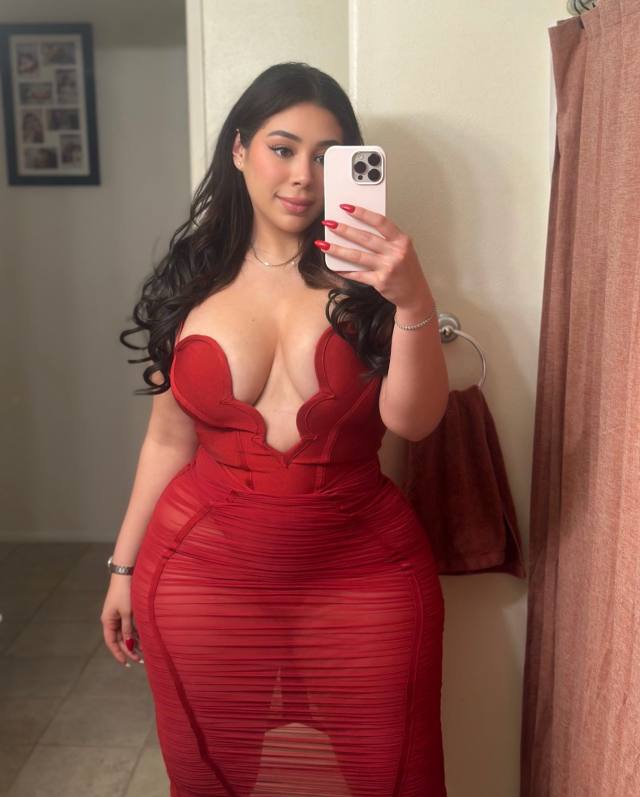 Your playful shorty is horny asf 🍆💦 and available for hookup. Dare to discover true pleasure😇