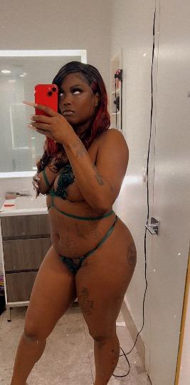 SUPERSOAKER💦🤩🩷Upscale 🥂👠Sexy Seductive Goddess ✨👑💋Don't miss out❌🩷🏆💦100% Real FaceTime Verify