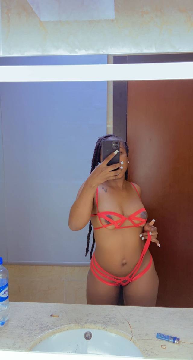 REAL 23-year Ebony Available for real nearby meet up Telegram: munarose10
