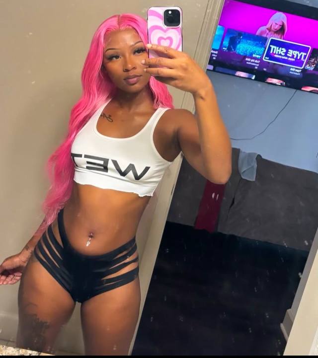 🍑💦🍆 Come Smack it For Me 👋🏼 i Squirt💦 👅🥴 24/7 Available🥵♾ Outcall, Incall,CarFun🚗 and FaceTime show and I got nasty videos fo