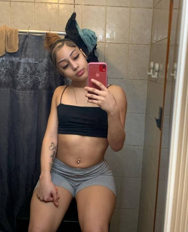 Available for both incall and outcall service 💕💕 WhatsApp (+1 (386) 546-2463)or text me on Telegram:(@lindamerryseyx)FUN AVAI