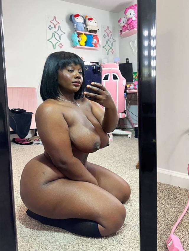Hey, I’m new to the area, Sexy girl full of milk you were waiting for.