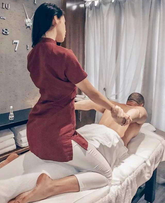 I AM 💯 REAL FULLY LICENSED MASSAGE THERAPIST,FULL-BODY HOLISTIC & PAYMENT IN PERSON