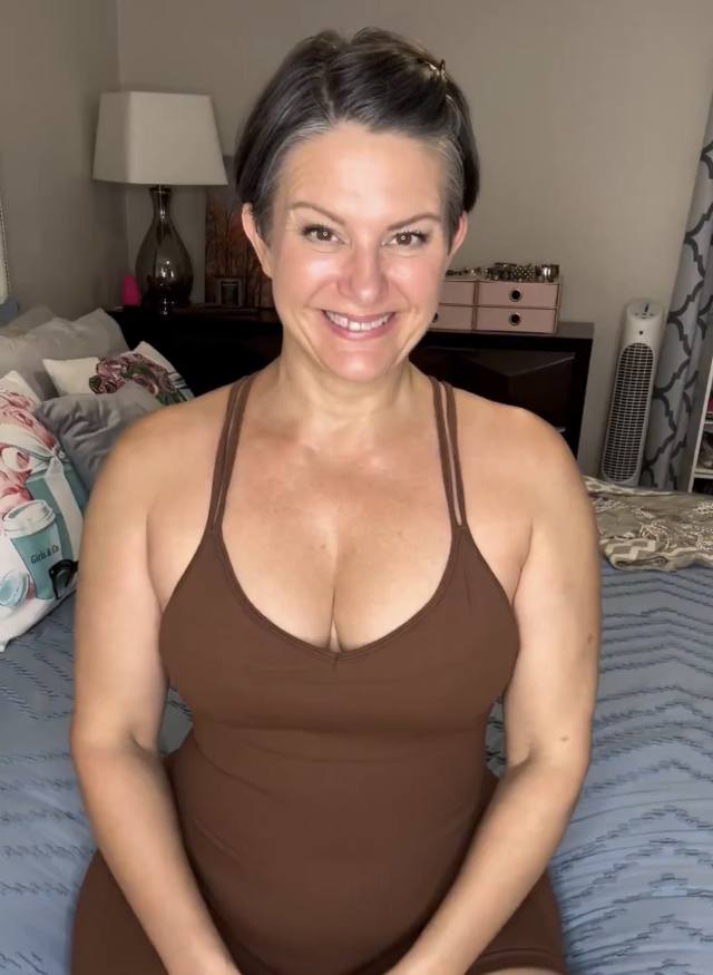Hello I'm Jóse Maria.Come and unwind with my unrushed full body,I AM A LICENSED PROFESSIONAL MASSAGE THERAPIST