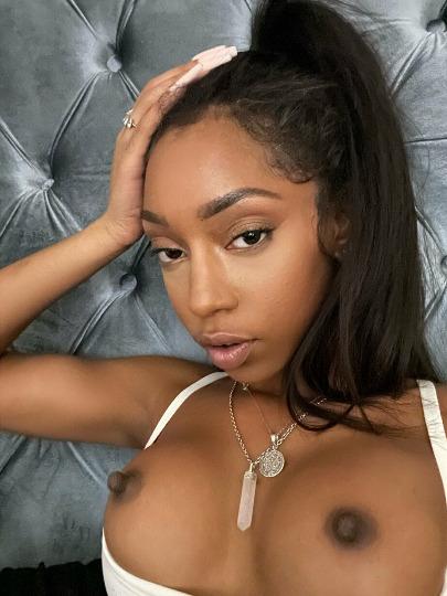 Pretty Face, Slim Waist, And Bubbly Personality!💋Fresh Tight Pussy👅✅No Games🔰🔥Need a Regular Also🔥Incall/Outcall/Car fun/Facetime Fun🍎☎Available 24/7✅