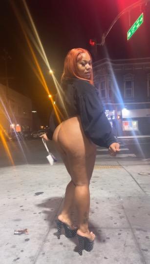 Fat Ass 🍑 Big Titts 🌹 Pretty Face 🥰 Tight Grip 💋 Super Soaker 🌊 Perfect Combition To Leave You Satisfied😘 $100 QV Specials 💋