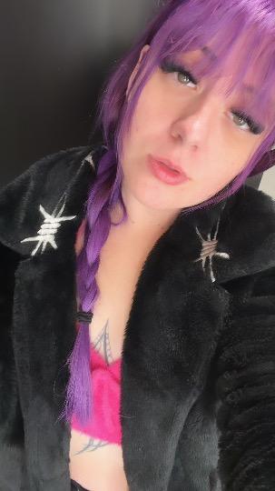 Bubble Butt Purple Hair (pasadena)