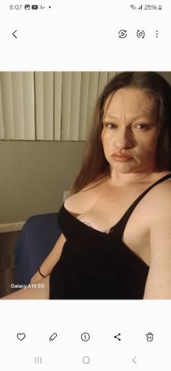 💋💋 When You're Ready To Chill, Come Sip On Some Brandi 💋 💋