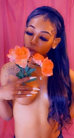 Big Dicc Verse Belizean Baddie Hosting 💕🍆🌸🧜🏽♀
