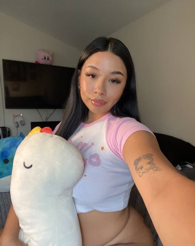 I'm Anna,I'm available for meetup fun add me on Snapchat @me.xoxo13 or text me via iMessage or Text 8502424354 on telegram @t
