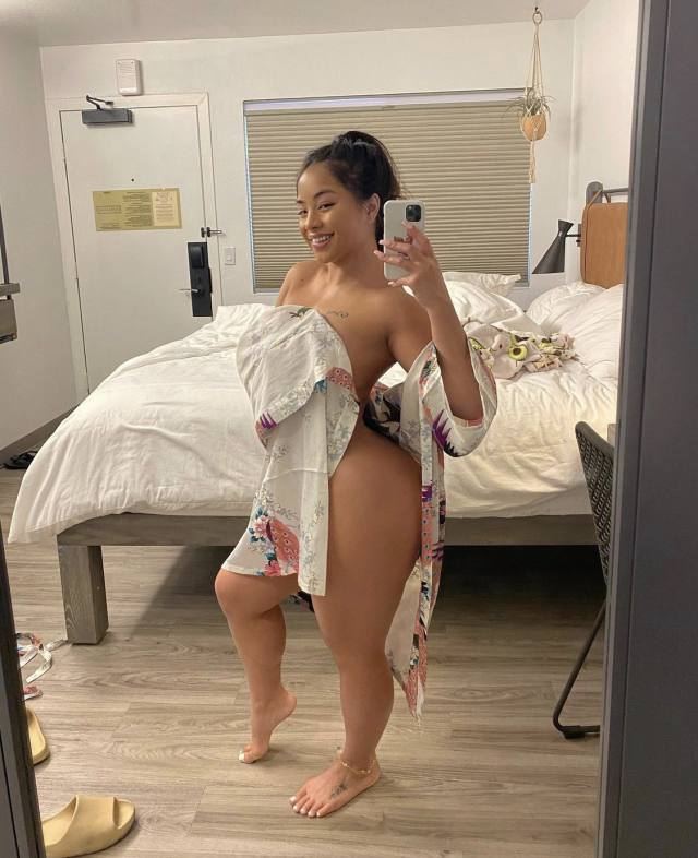 I’m AVAILABLE 🧲WANNA TASTE 👅 HOW Sweet😋 I AM? Text: +15053881246