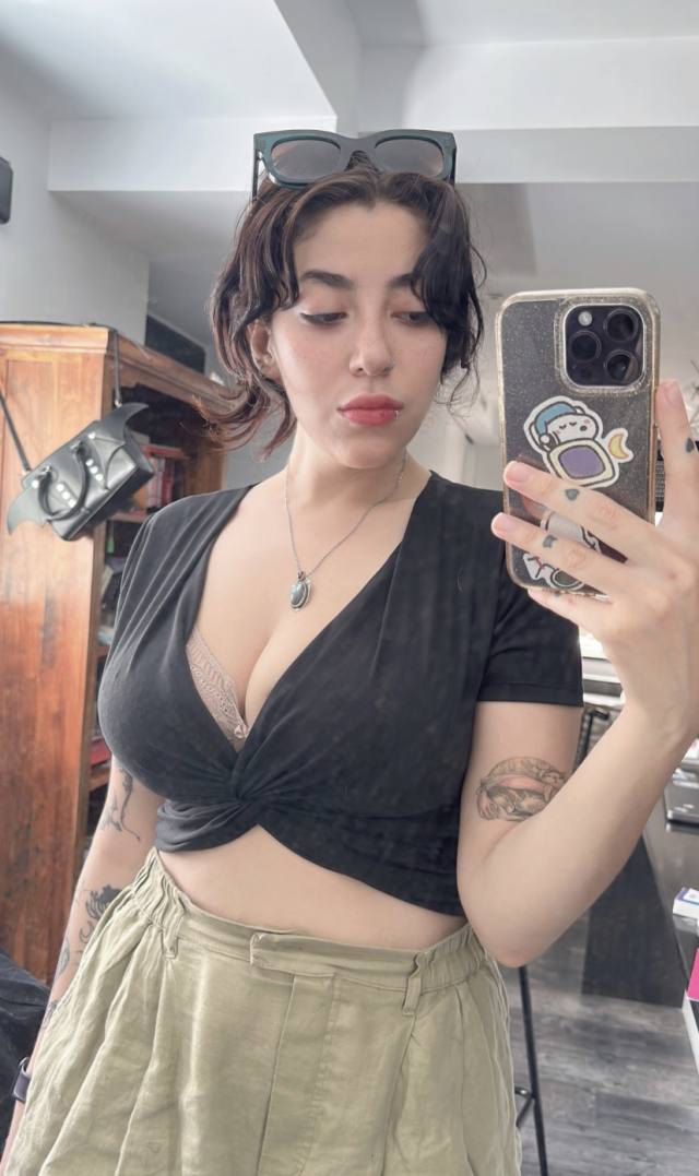 HOOKUP, I accept payment in person💰✅) Am DTF 🍆🍑💦👅…HMU ✍️…Text: TEXT ME +1 442-888-6332