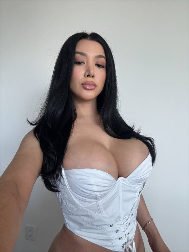 ✅ PAYMENT 💕 ACCEPTED ⭕️ IN PERSON I OFFER FUN ,MASSAGES ,SELL ALL KINDS OF DRUGS,AND 🥵 PILLS 💊 💕 I ALSO SELL NUDE PICS AND V