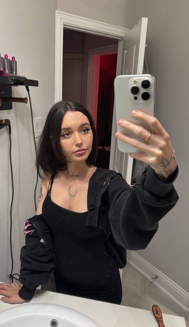 DOWN TO FUCK 🥹💦