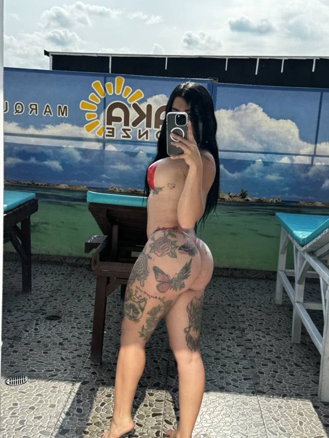 I’m available I do top , bottom or switch