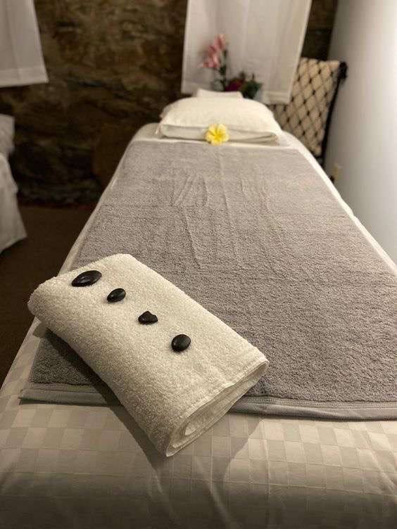 Hi sweetie A professional massage therapists with 4 years experience. Available for available for all type of message, both y