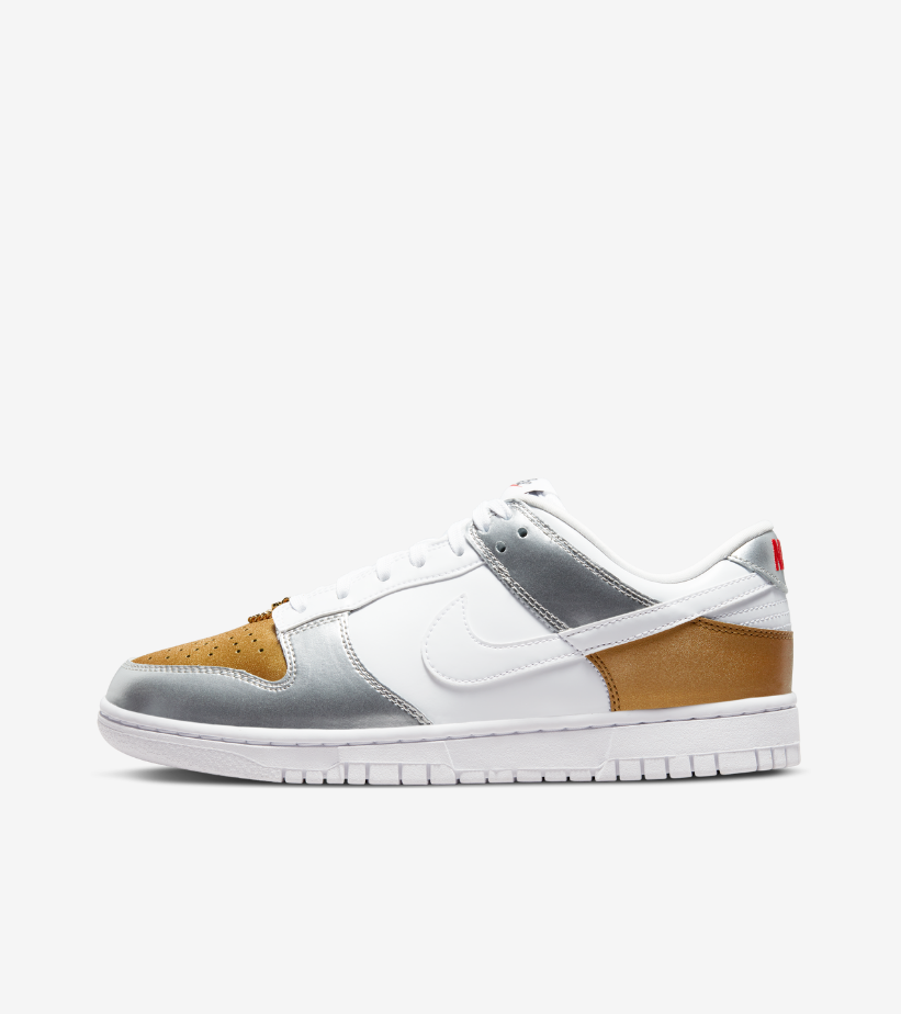 nike-dunk-low-wmns-gold-white-silver