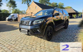 Nissan NP300 TEKNA 3500KG sleep!