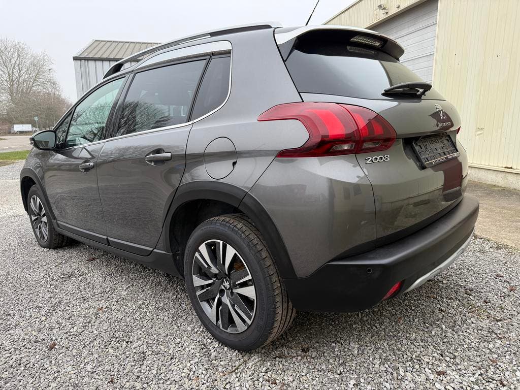 Peugeot 2008 Allure 1.2i 2019 96000km
