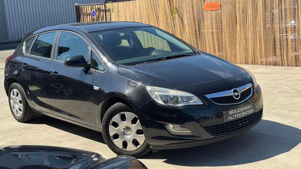 Opel Astra 1.6Benzine 2009 163.xxxkm/Airco,Sensoren,Cruise