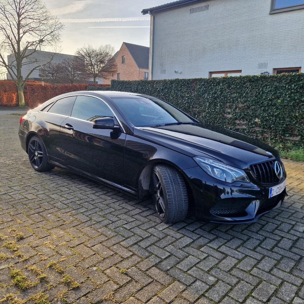 Mercedes Benz E220 Coupe van 2015, EURO 6
